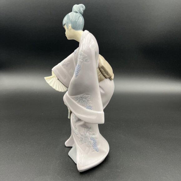 RARE Nao Lladro 1990 Love Dance Geisha w/ 2 Fans Figurine #1142 Rafael Lozano - Picture 2 of 13